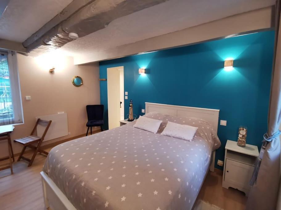 Le Rez De Jardin Apartman Honfleur Kültér fotó