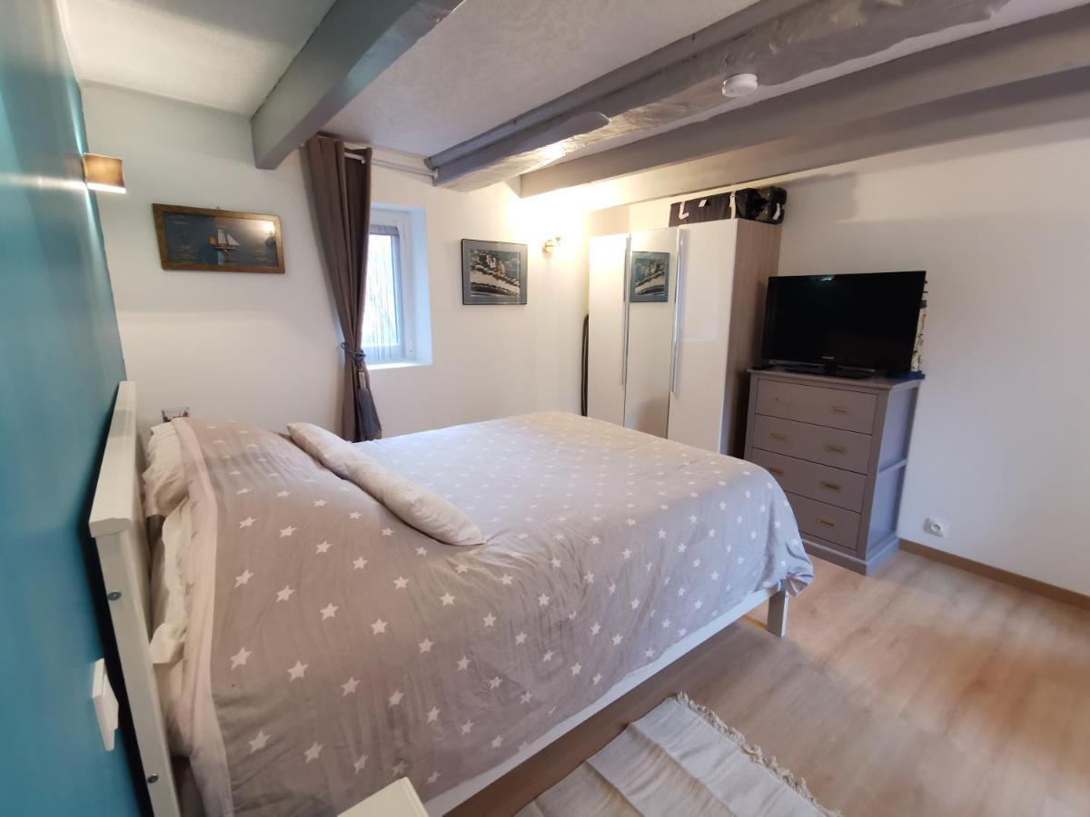 Le Rez De Jardin Apartman Honfleur Kültér fotó