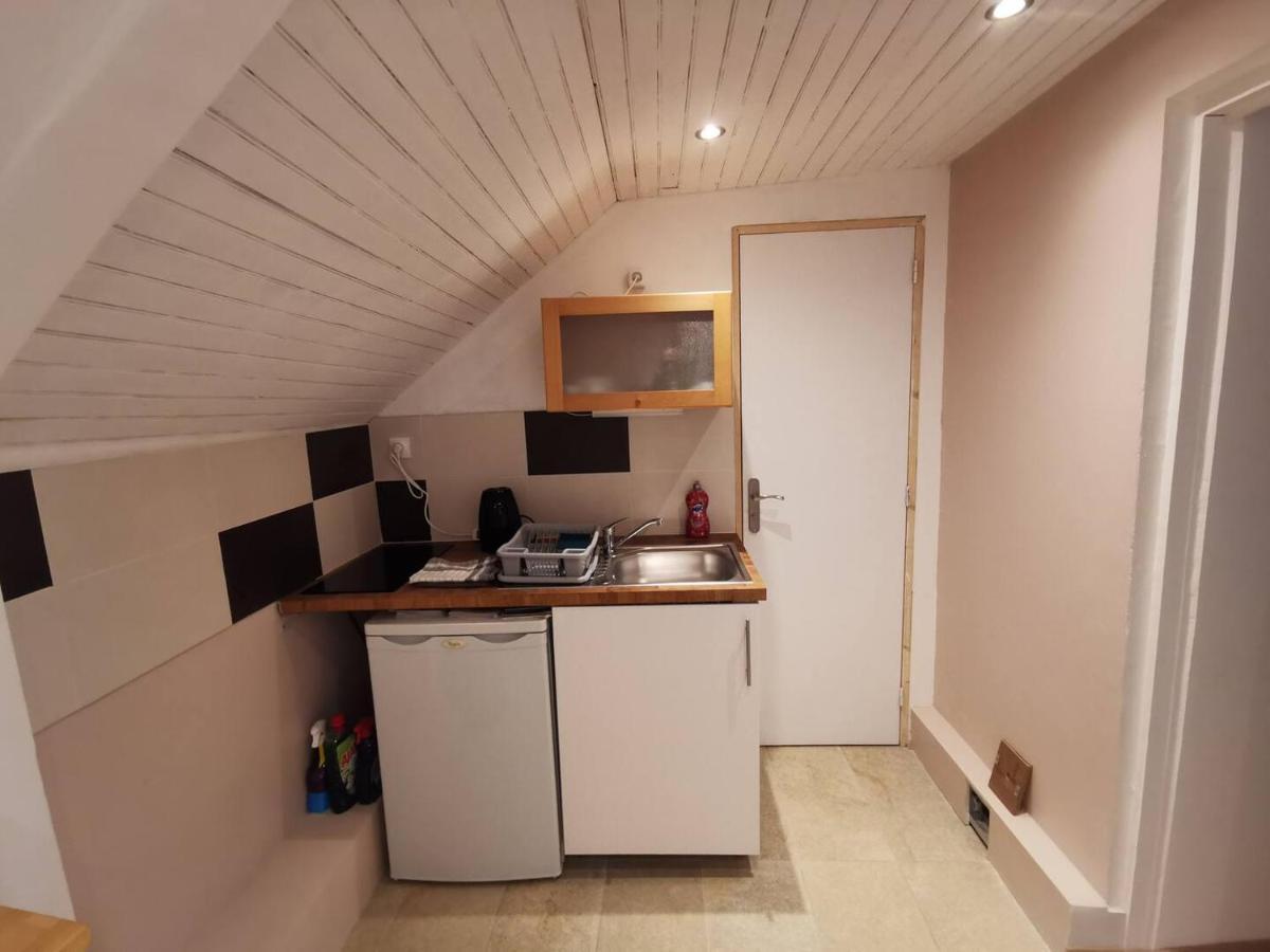 Le Rez De Jardin Apartman Honfleur Kültér fotó